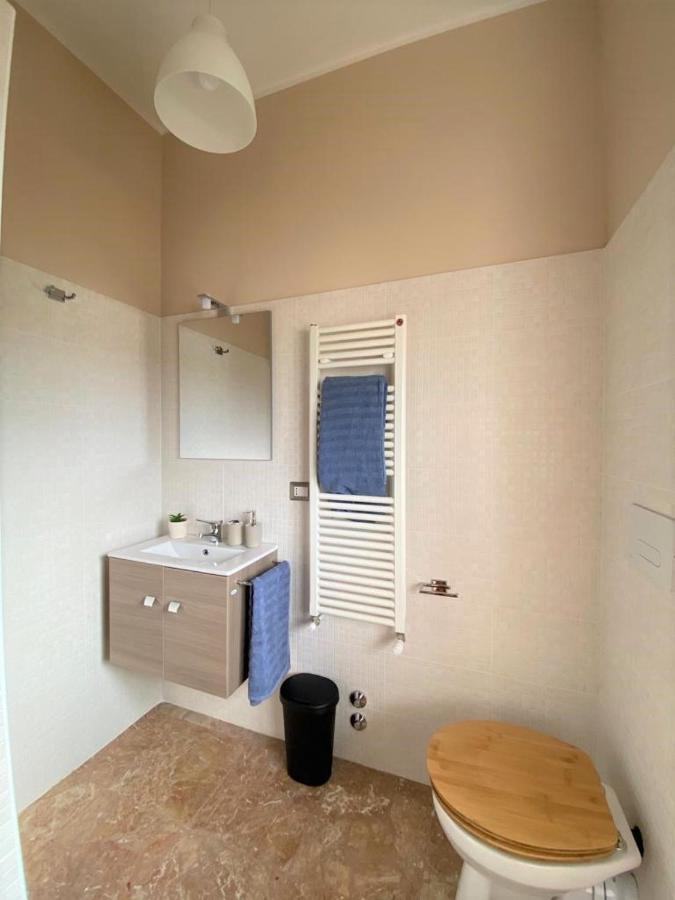 Casa Viola A 900 Mt Dalla Staz. Centrale Пескара Екстериор снимка