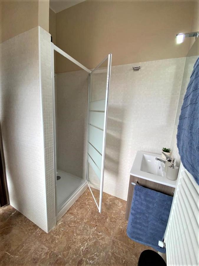 Casa Viola A 900 Mt Dalla Staz. Centrale Пескара Екстериор снимка