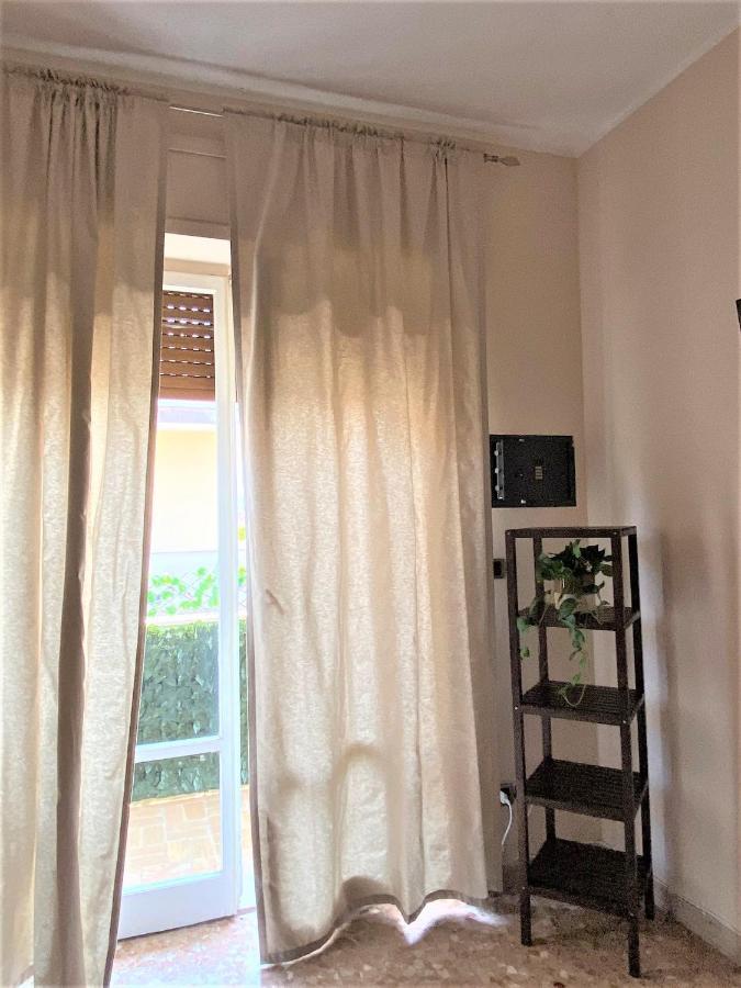 Casa Viola A 900 Mt Dalla Staz. Centrale Пескара Екстериор снимка