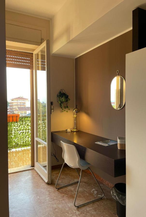 Casa Viola A 900 Mt Dalla Staz. Centrale Пескара Екстериор снимка
