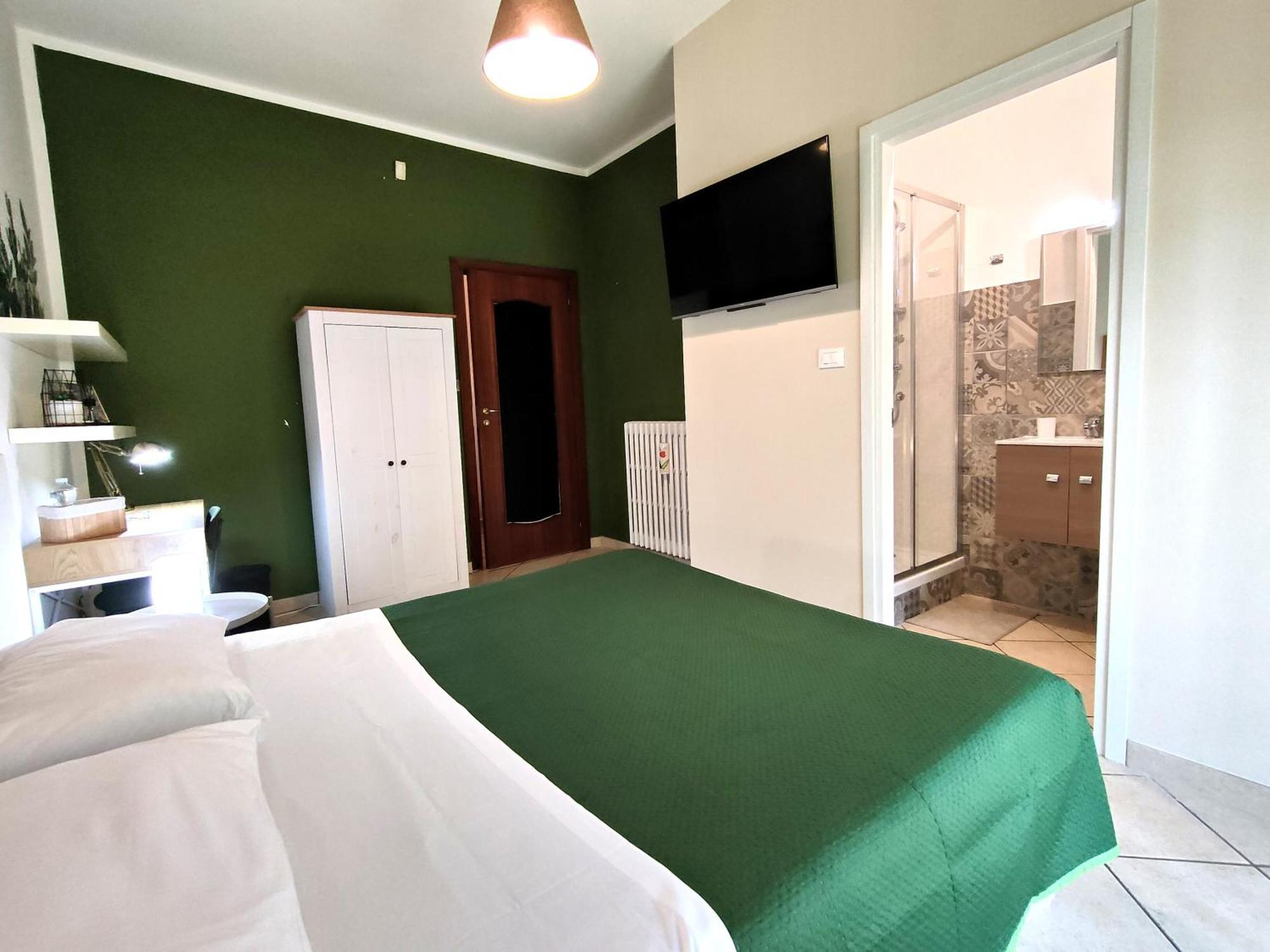 Casa Viola A 900 Mt Dalla Staz. Centrale Пескара Екстериор снимка