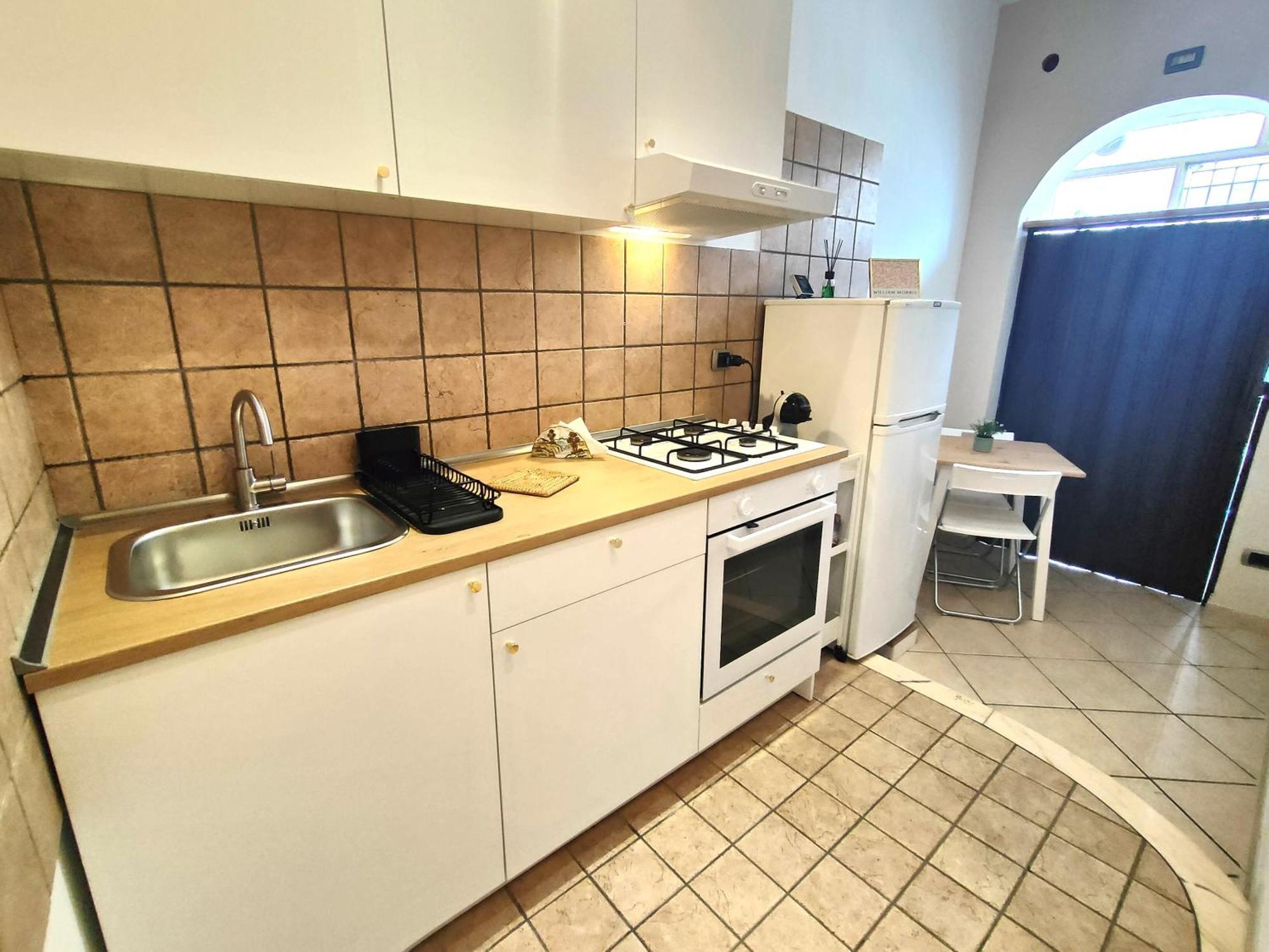 Casa Viola A 900 Mt Dalla Staz. Centrale Пескара Екстериор снимка